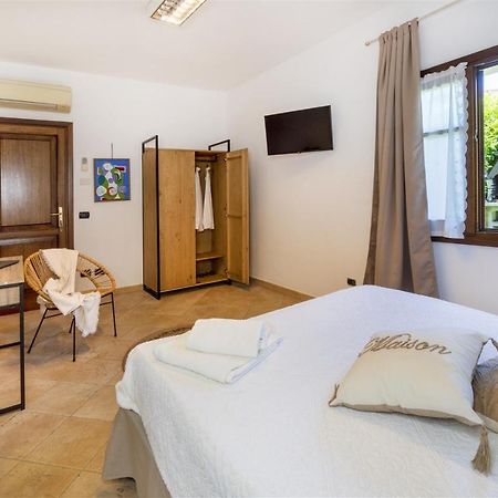 Villa La Maison D'Anna Maria - Lt - Pms Casevacanze Όλμπια Εξωτερικό φωτογραφία
